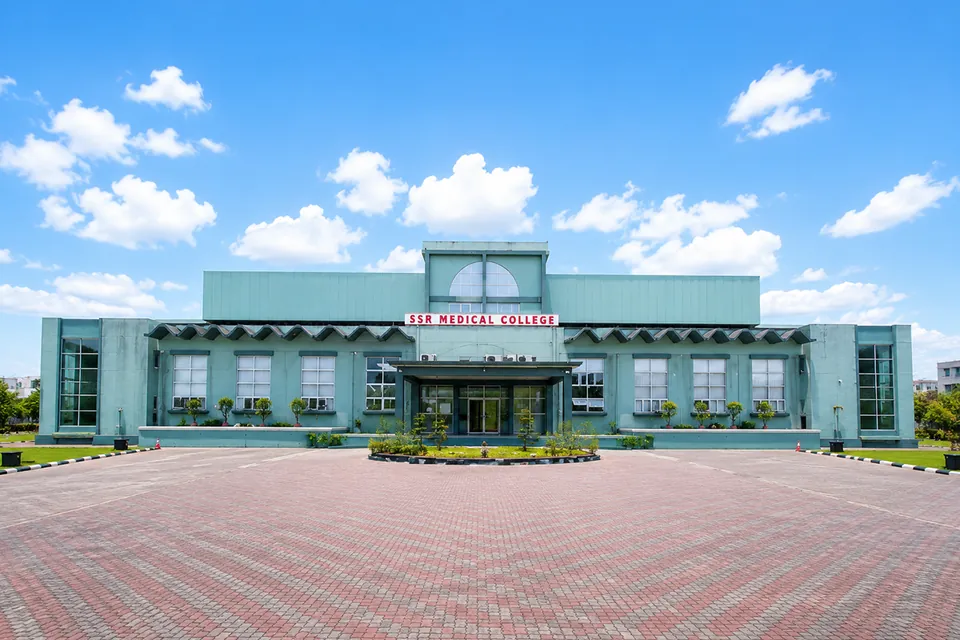 Sir Seewoosagur Ramgoolam (SSR) Medical College